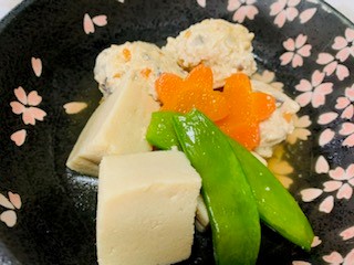 高野豆腐と鶏団子の煮物